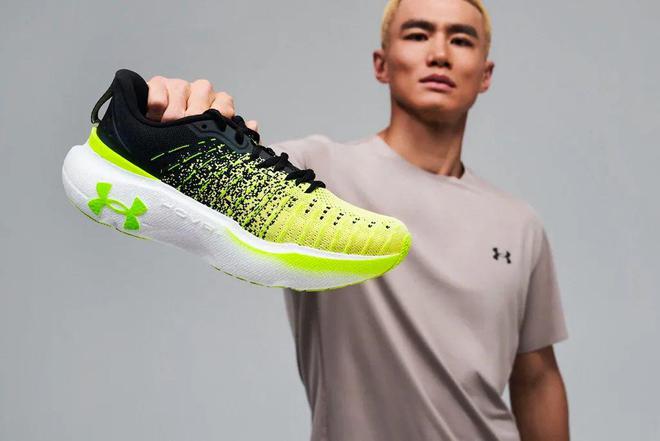 厚底跑鞋」登场！看着就爽！球王会体育UA 新一代「(图5)
